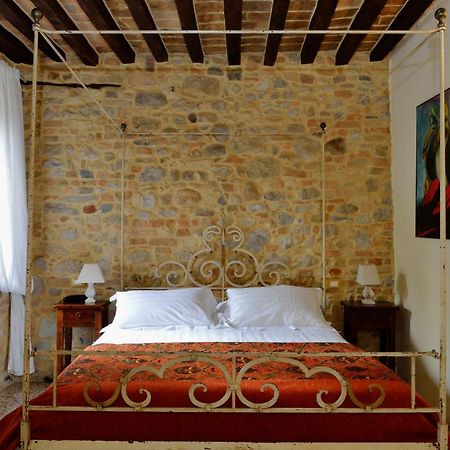Hotel Antico Borgo Di Tabiano Castello - Relais de Charme Tabiano Terme Esterno foto