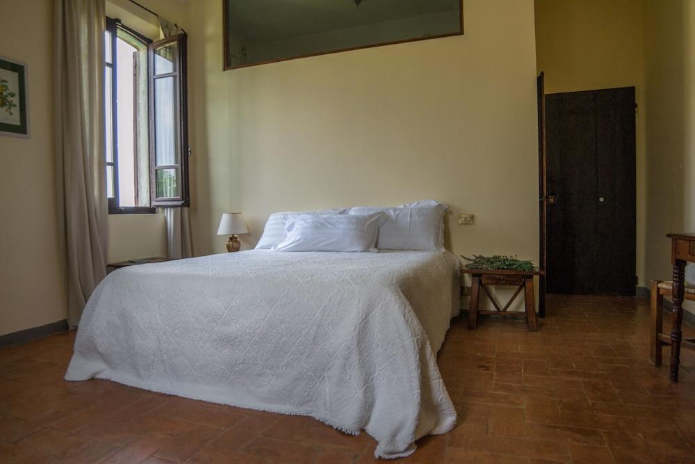 Hotel Antico Borgo Di Tabiano Castello - Relais de Charme Tabiano Terme Esterno foto