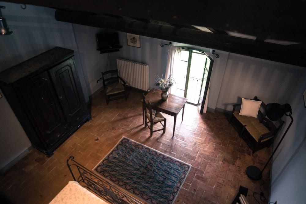 Hotel Antico Borgo Di Tabiano Castello - Relais de Charme Tabiano Terme Esterno foto