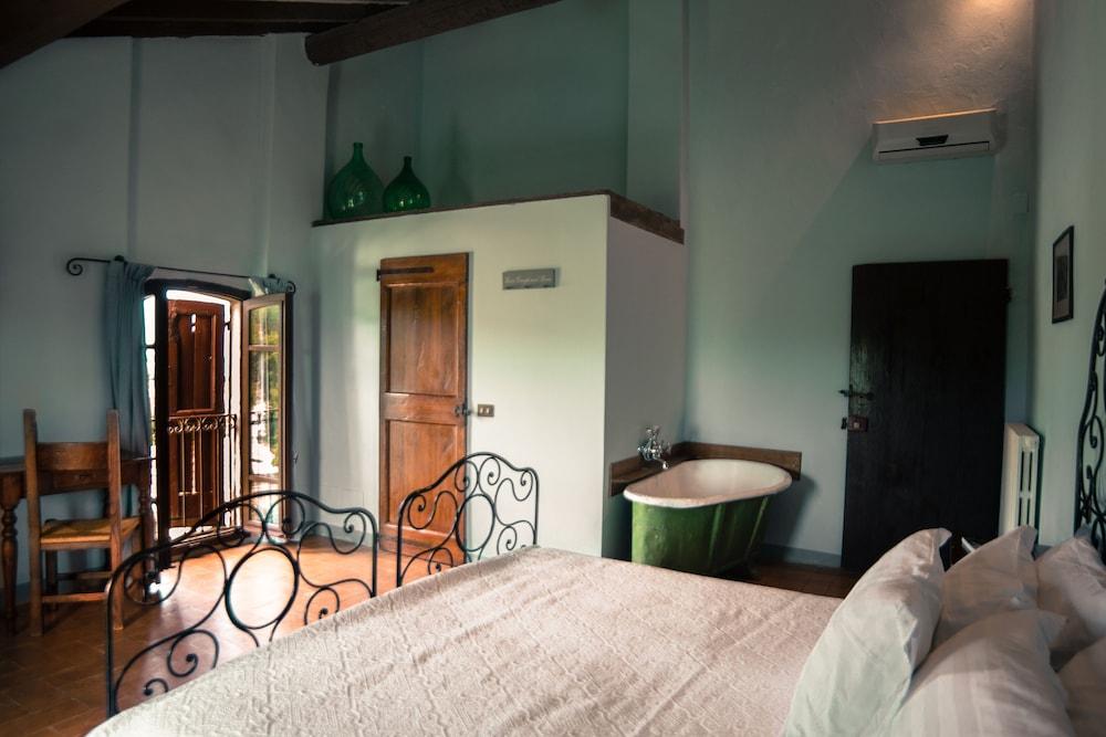 Hotel Antico Borgo Di Tabiano Castello - Relais de Charme Tabiano Terme Esterno foto