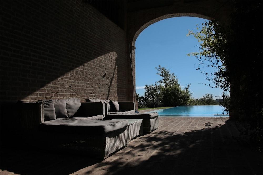 Hotel Antico Borgo Di Tabiano Castello - Relais de Charme Tabiano Terme Esterno foto