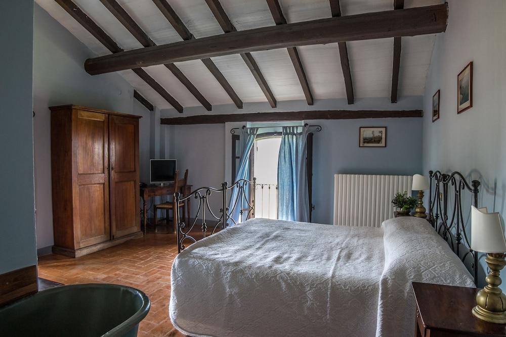Hotel Antico Borgo Di Tabiano Castello - Relais de Charme Tabiano Terme Esterno foto