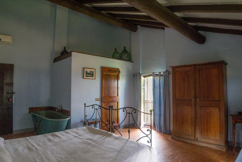 Hotel Antico Borgo Di Tabiano Castello - Relais de Charme Tabiano Terme Esterno foto