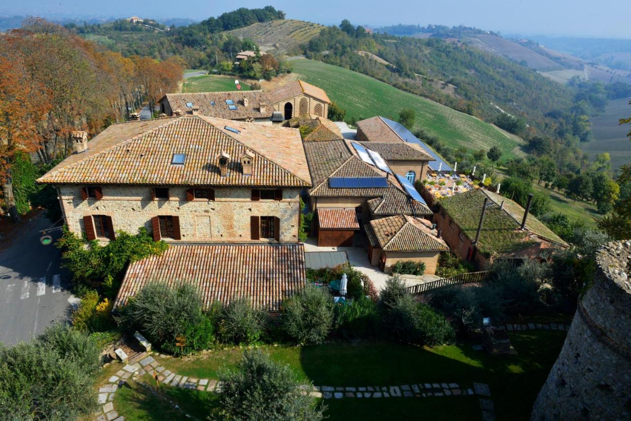 Hotel Antico Borgo Di Tabiano Castello - Relais de Charme Tabiano Terme Esterno foto