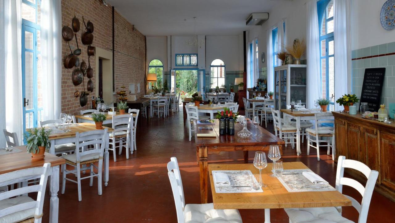 Hotel Antico Borgo Di Tabiano Castello - Relais de Charme Tabiano Terme Esterno foto