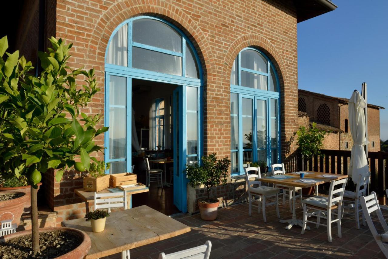 Hotel Antico Borgo Di Tabiano Castello - Relais de Charme Tabiano Terme Esterno foto