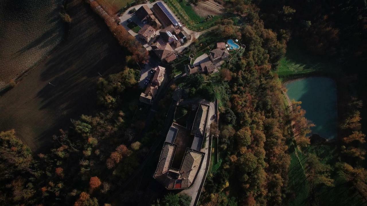Hotel Antico Borgo Di Tabiano Castello - Relais de Charme Tabiano Terme Esterno foto